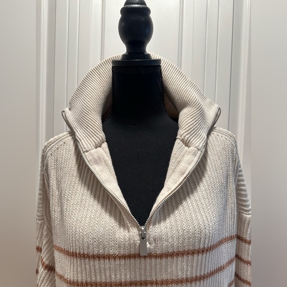 Rachel Zoe Size L sweater - Picture 3 of 10